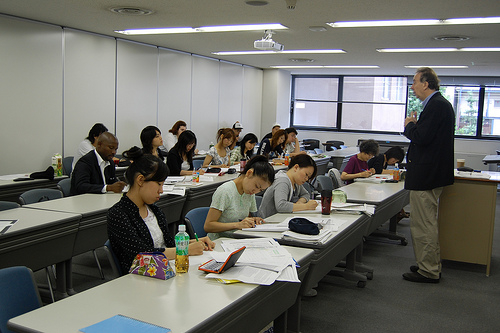 議論を通じて国際関係を学ぶ