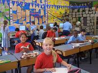 現地校に体験入学！小学生は親同伴で1週間から／中高生は一人で2週間から参加可